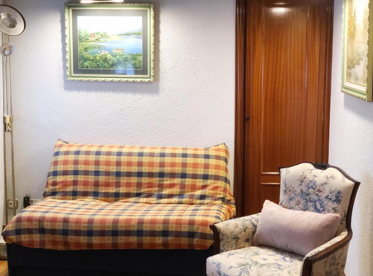 Clasico Y Funcional Vivienda Turistica Centro Bilbao Esterno foto