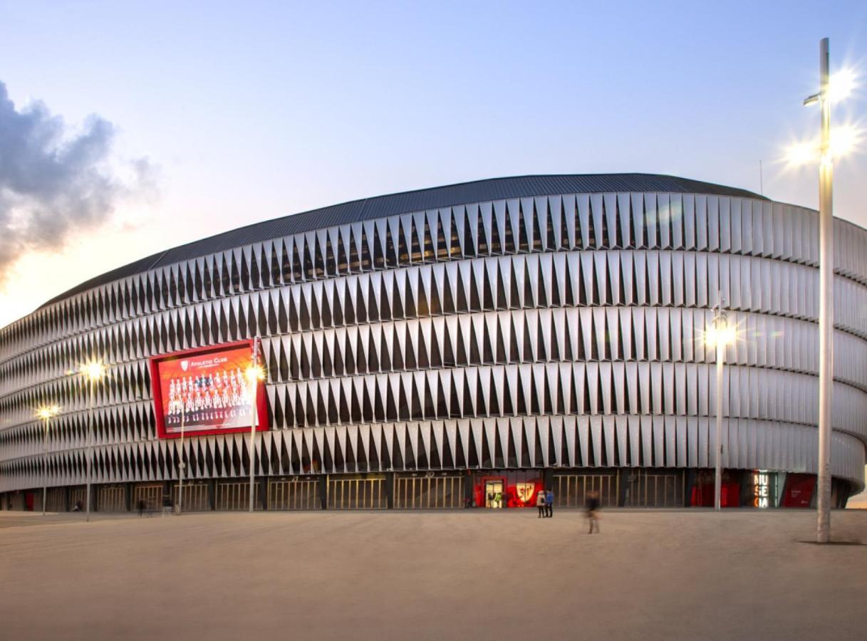 Clasico Y Funcional Vivienda Turistica Centro Bilbao Esterno foto
